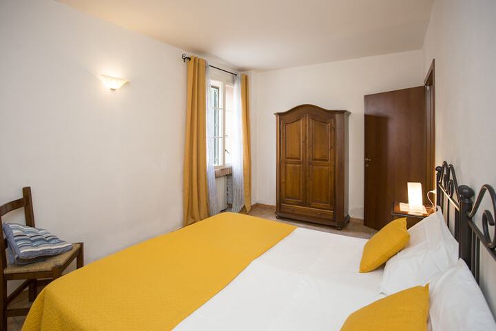 Room 10 of 81