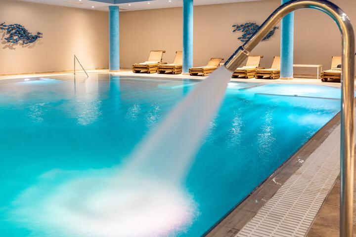 Pool 54 of 229