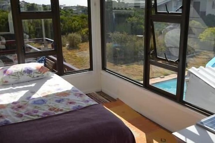 Room 5 of 22