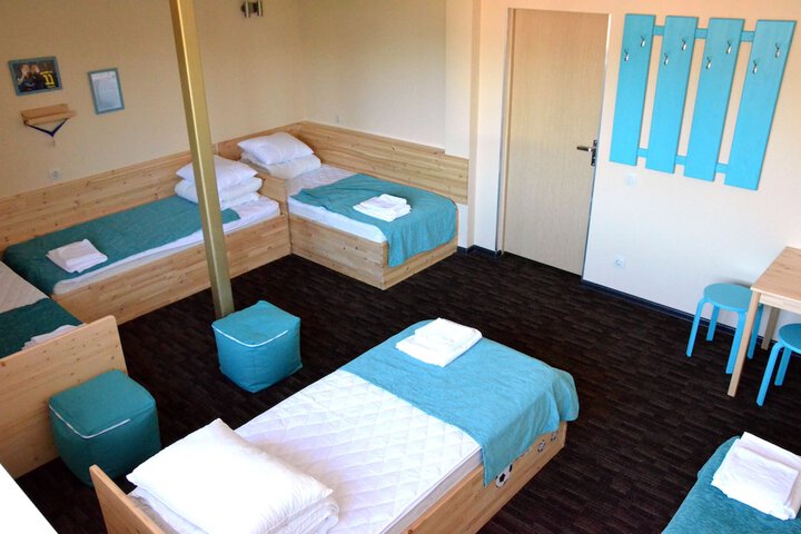 Room 37 of 80