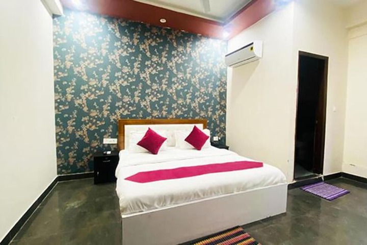 Room 6 of 23