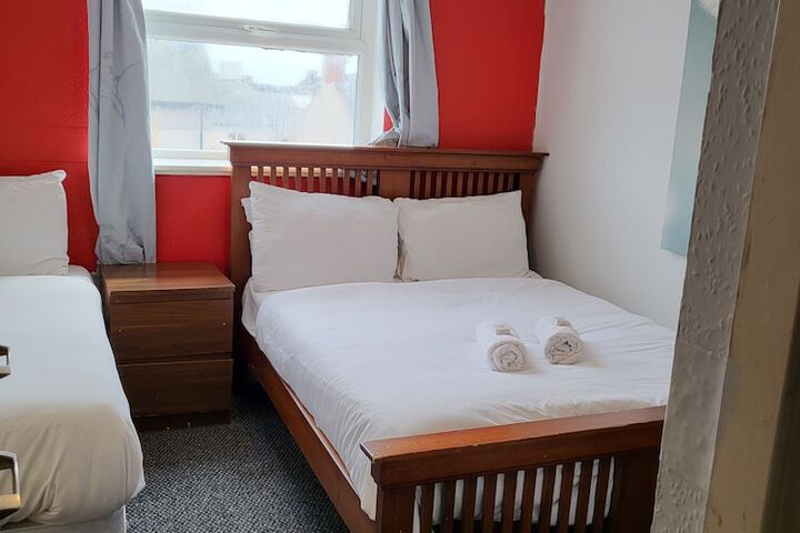 Room 69 of 109