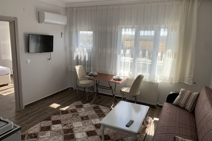 Room 12 of 18