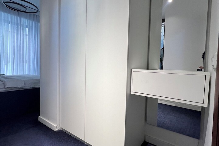Room 64 of 190