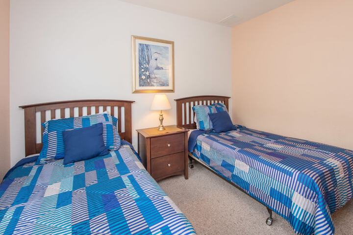 Room 9 of 31