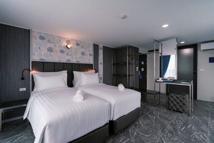 Room 11 of 138