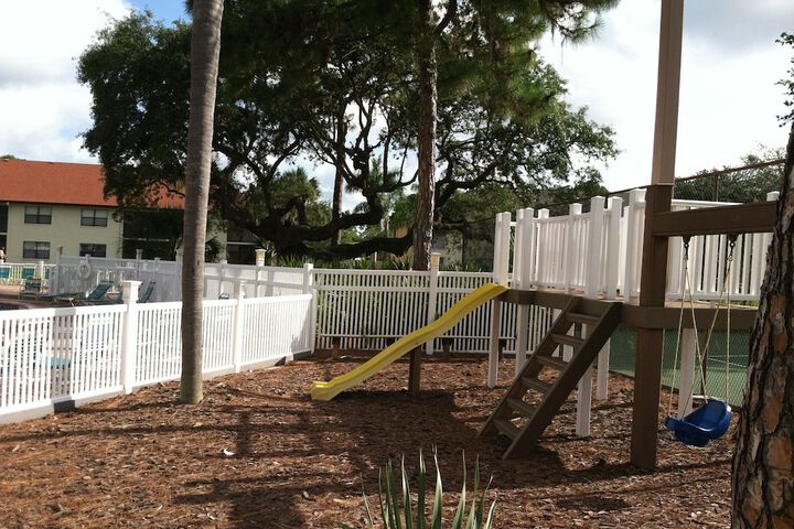 Children's play area - outdoor