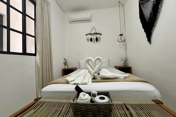 Room 2 of 56