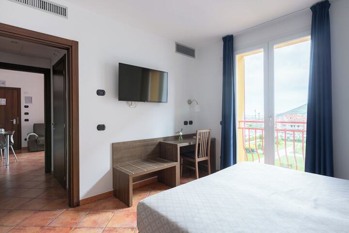 Room 15 of 60