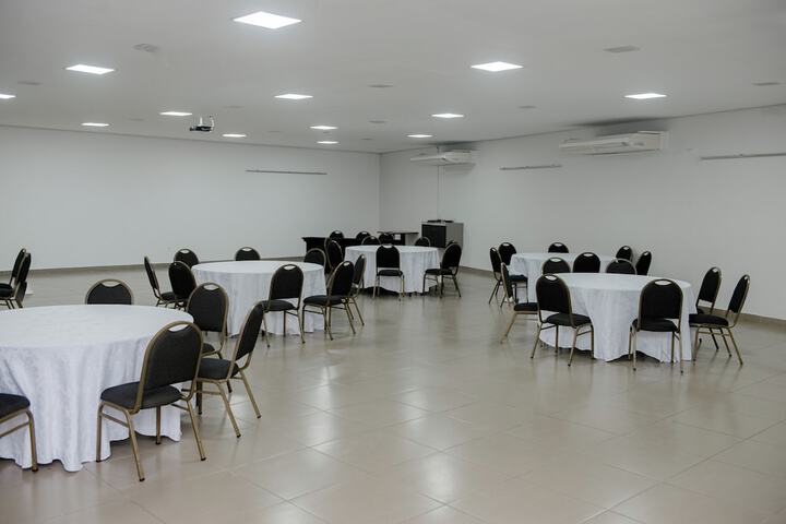 Ballroom/Hall 40 of 49