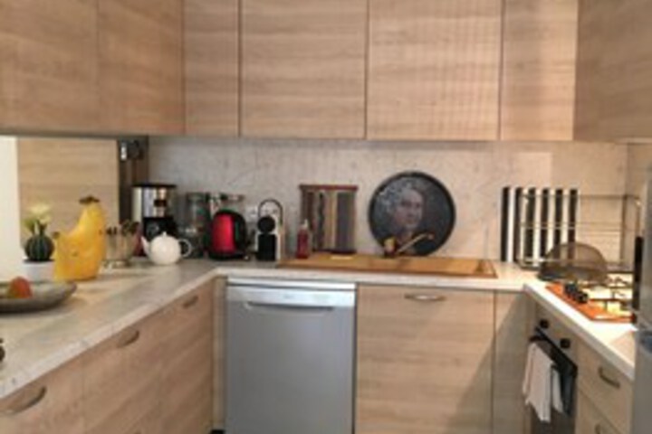 Room 13 of 24