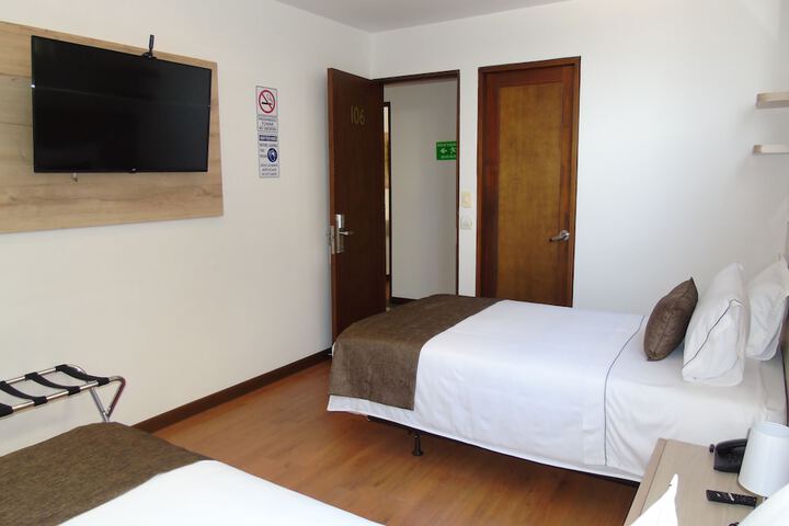 Room 14 of 88