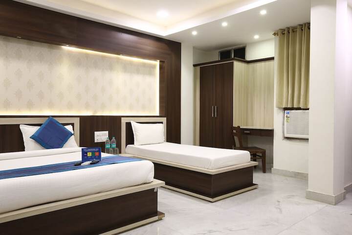 Room 7 of 35