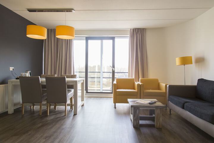 Room 4 of 45