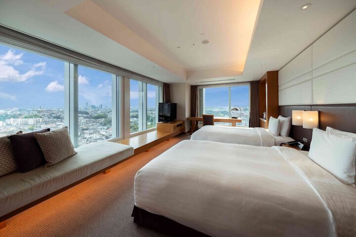 Room 25 of 80