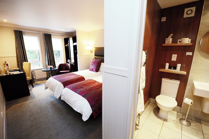 Room 16 of 56