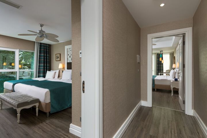 Room 15 of 226