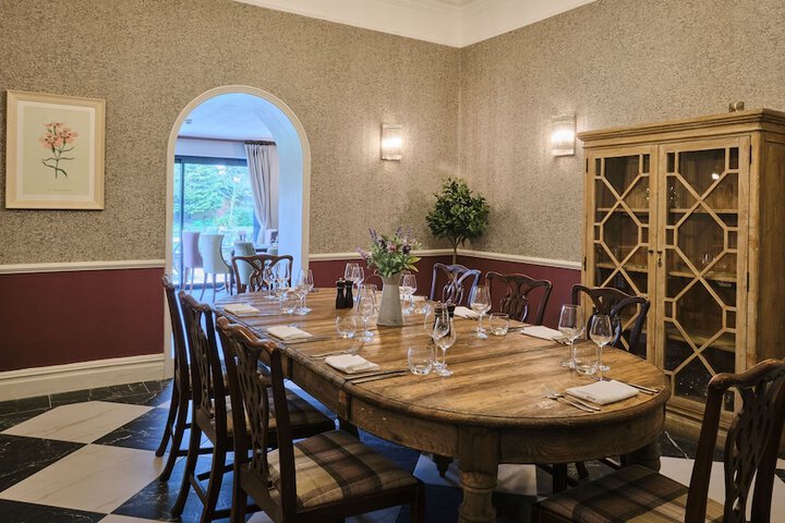 Dining 93 of 145