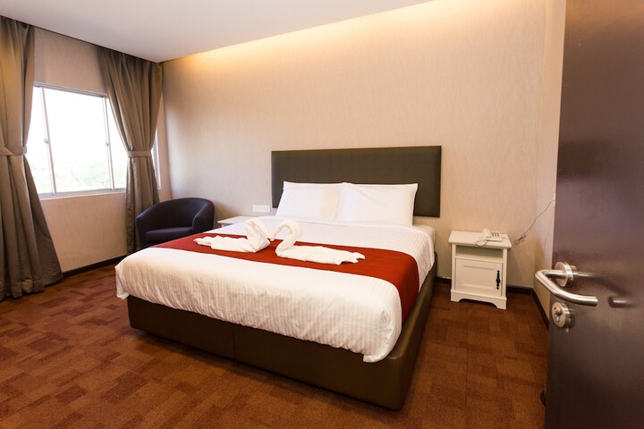 Room 45 of 90