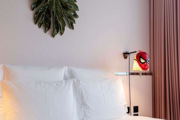 Room 100 of 192