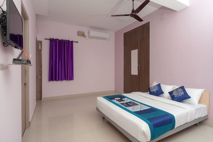 Room 3 of 15