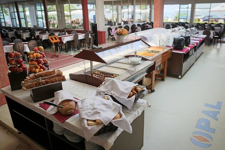 Dining Photos