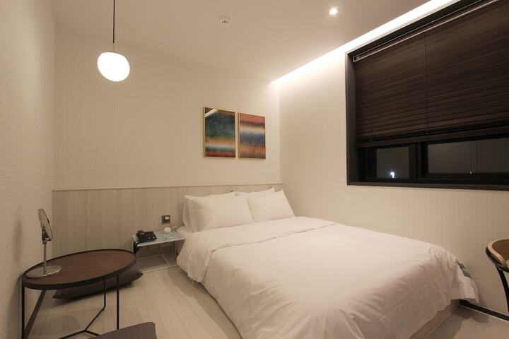 Room 14 of 59