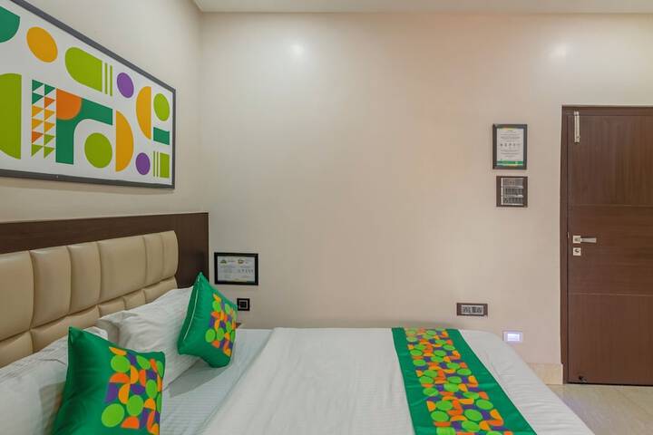 Room 7 of 31