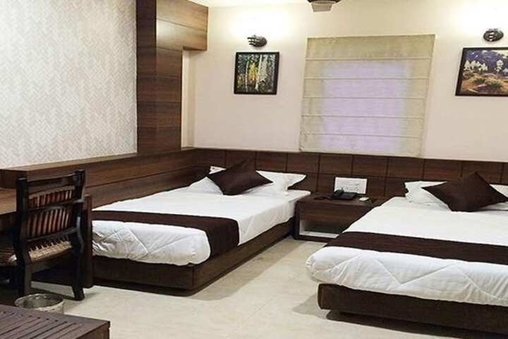 Fabhotel Purvika