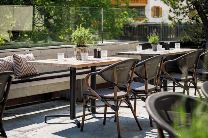 Terrace/Patio 35 of 118