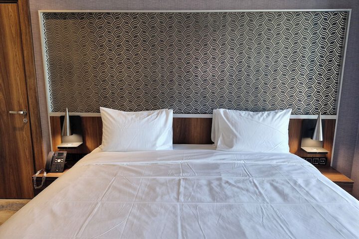 Room 39 of 62