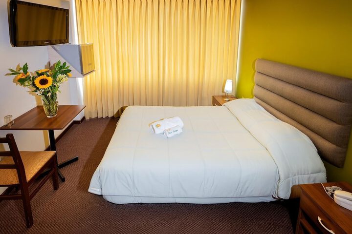 Room 8 of 23