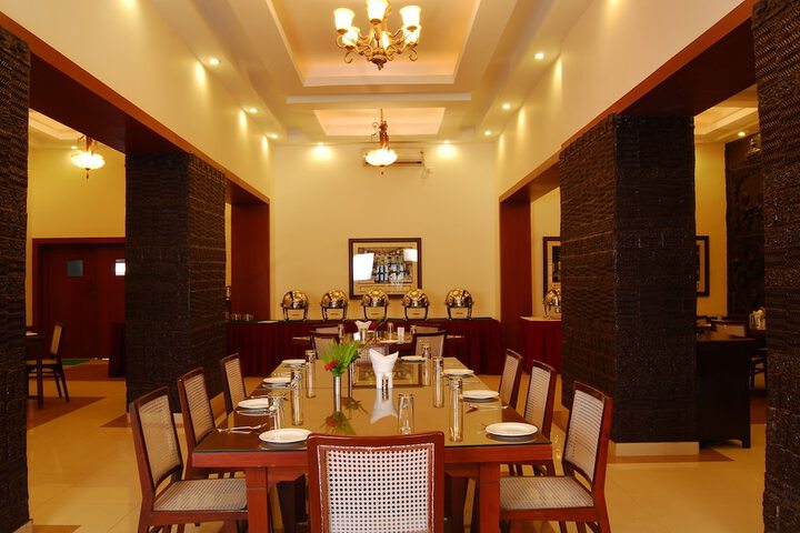 Dining 43 of 70