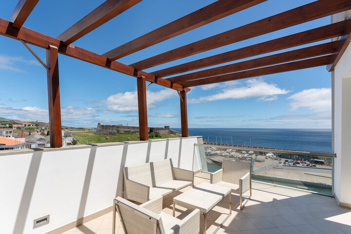Terrace/Patio 14 of 17