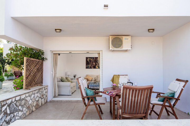 Terrace/Patio 30 of 65