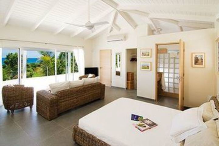 Room 15 of 46