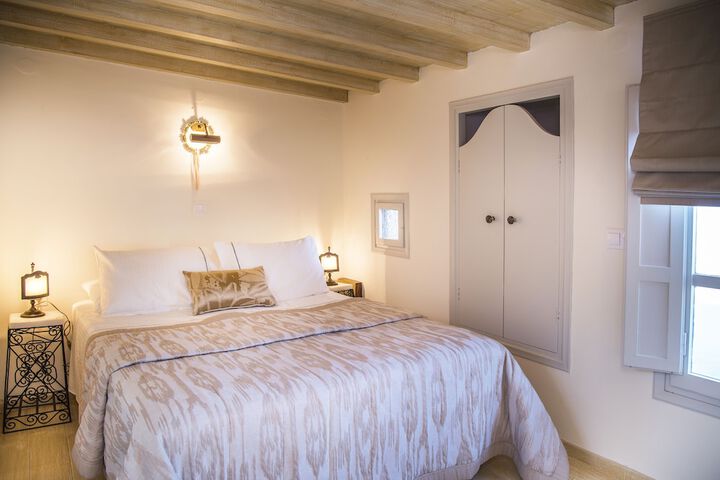 Room 15 of 218