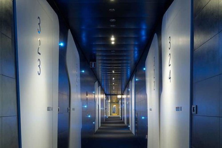 Ballroom/Hall 39 of 50