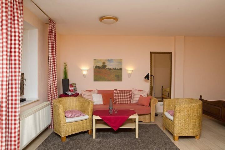 Room 7 of 31