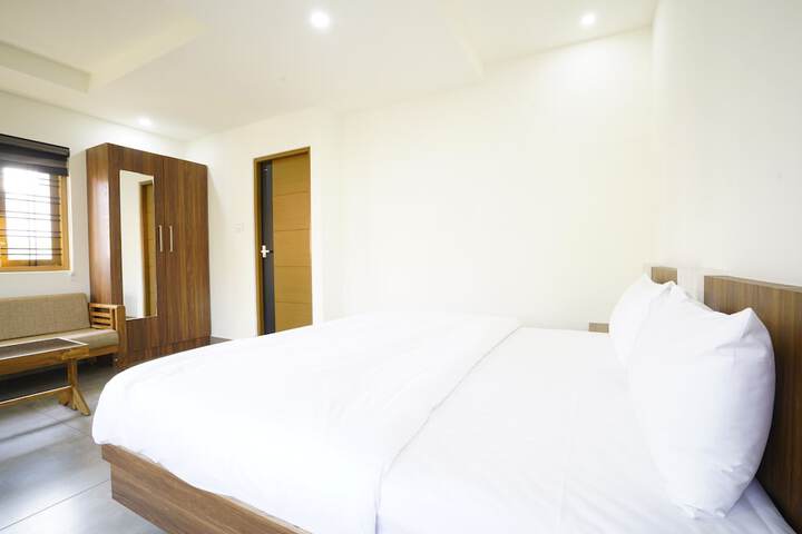 Room 15 of 23