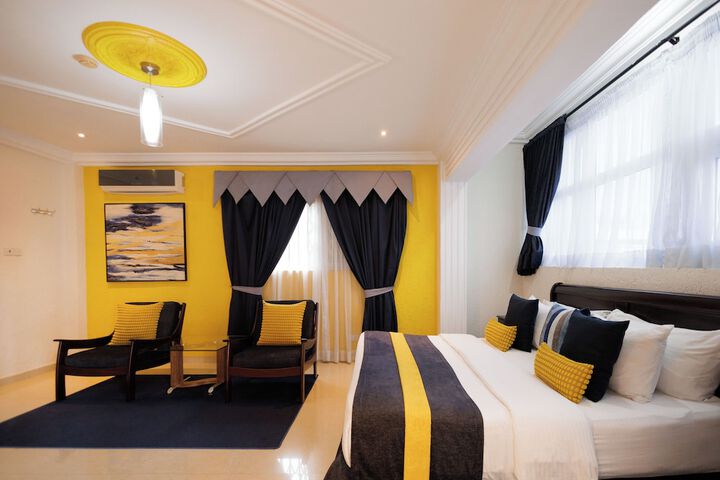 Room 40 of 89