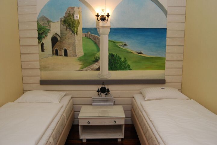 Room 5 of 52