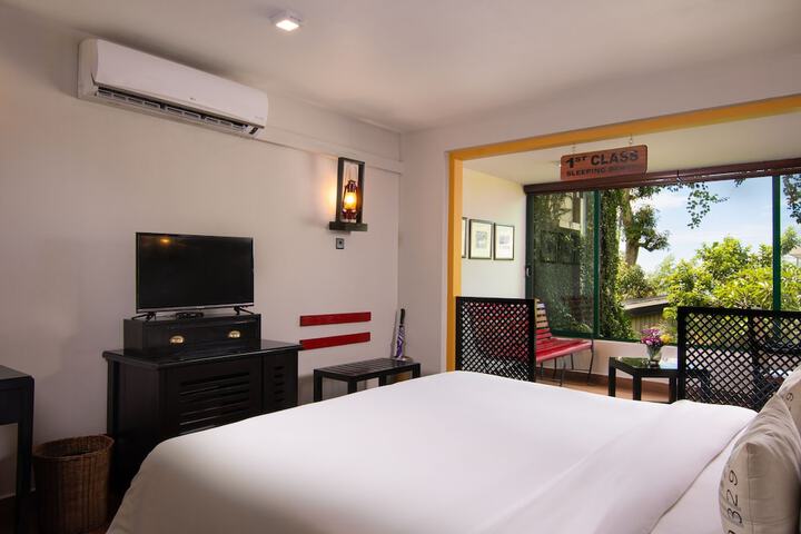 Room 7 of 49