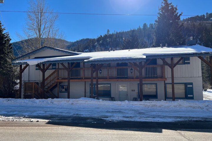 Mountain View Lodge Red River | Bookonline.com