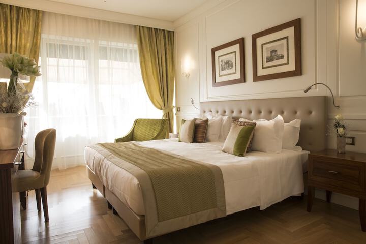 Room 10 of 75