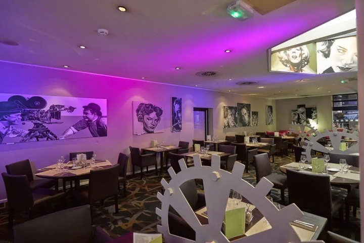 restaurant