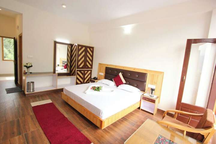 Room 7 of 14