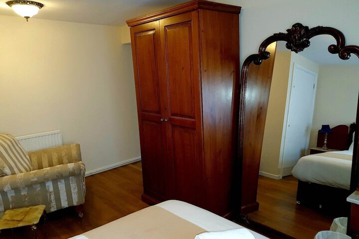 Room 13 of 59