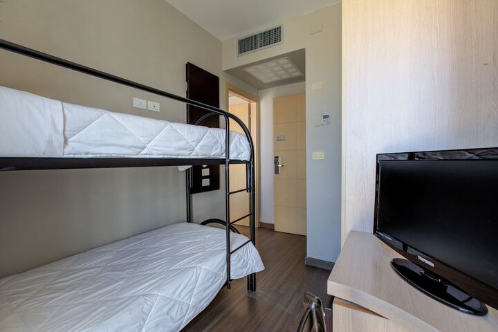 Room 16 of 55
