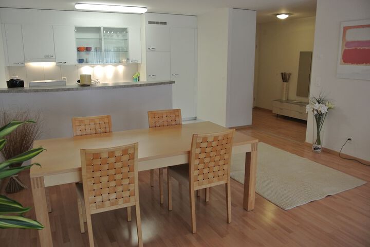Room 3 of 5